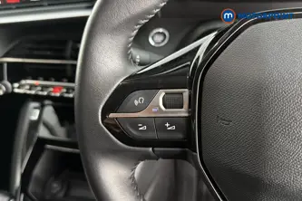 Peugeot 2008 Allure Premium-Plus Manual Petrol SUV - Stock Number (1599558) - 4th supplementary image