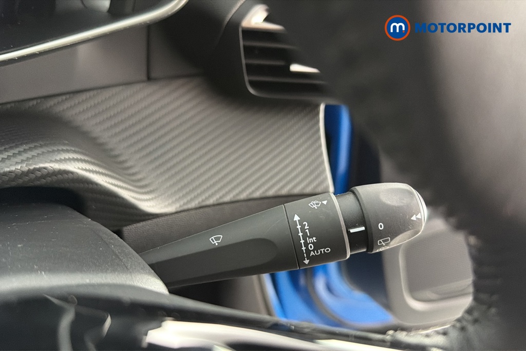 Peugeot 2008 Allure Premium-Plus Manual Petrol SUV - Stock Number (1599558) - 6th supplementary image
