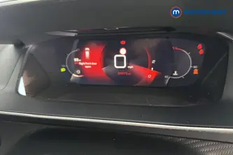 Peugeot 2008 Allure Premium-Plus Manual Petrol SUV - Stock Number (1599558) - 7th supplementary image