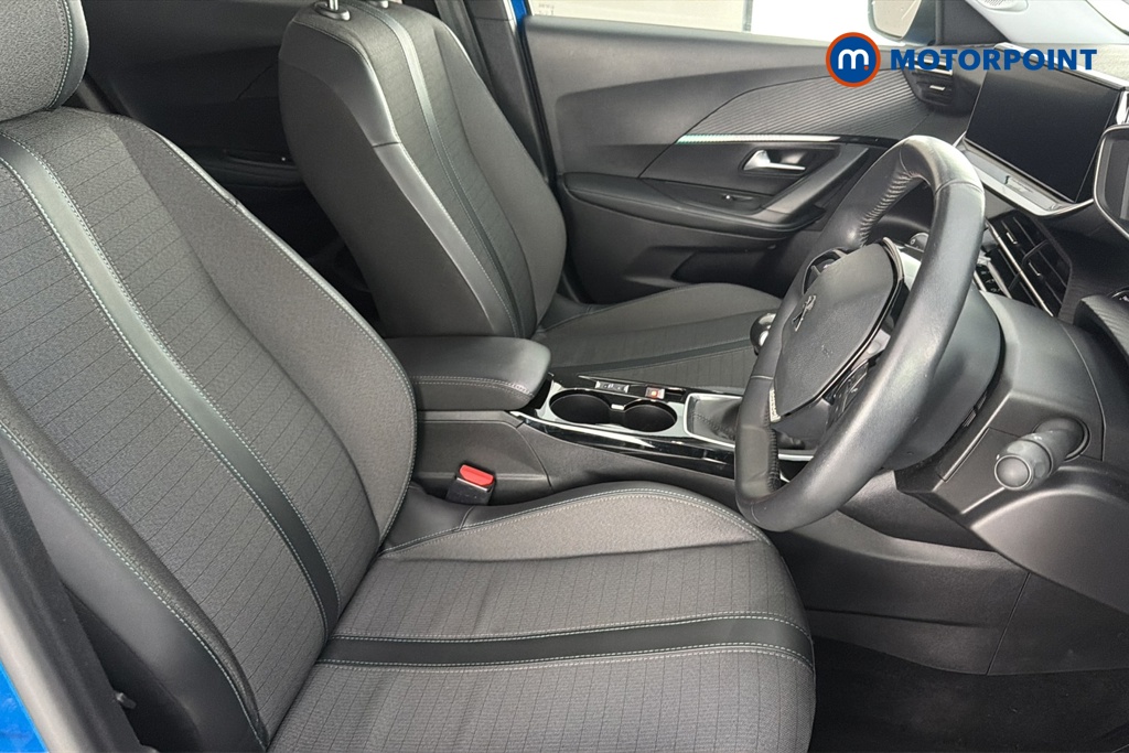 Peugeot 2008 Allure Premium-Plus Manual Petrol SUV - Stock Number (1599558) - 22nd supplementary image