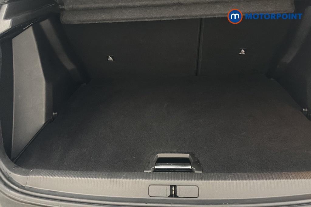 Peugeot 2008 Allure Premium-Plus Manual Petrol SUV - Stock Number (1599558) - 30th supplementary image