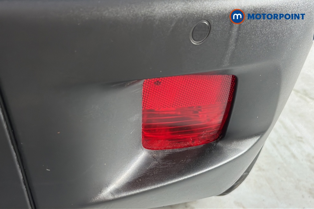 Peugeot 2008 Allure Premium-Plus Manual Petrol SUV - Stock Number (1599558) - 39th supplementary image
