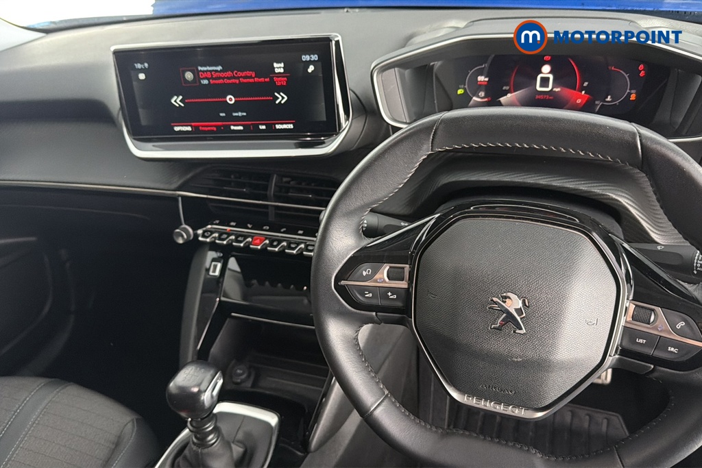 Peugeot 2008 Allure Premium-Plus Manual Petrol SUV - Stock Number (1599558) - 1st supplementary image