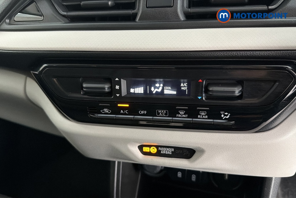 Suzuki Swift Motion Manual Petrol Hatchback - Stock Number (1650590) - 12th supplementary image