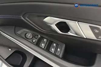 BMW 3 Series M Sport Automatic Petrol Plug-In Hybrid Saloon - Stock Number (1659687) - 19th supplementary image