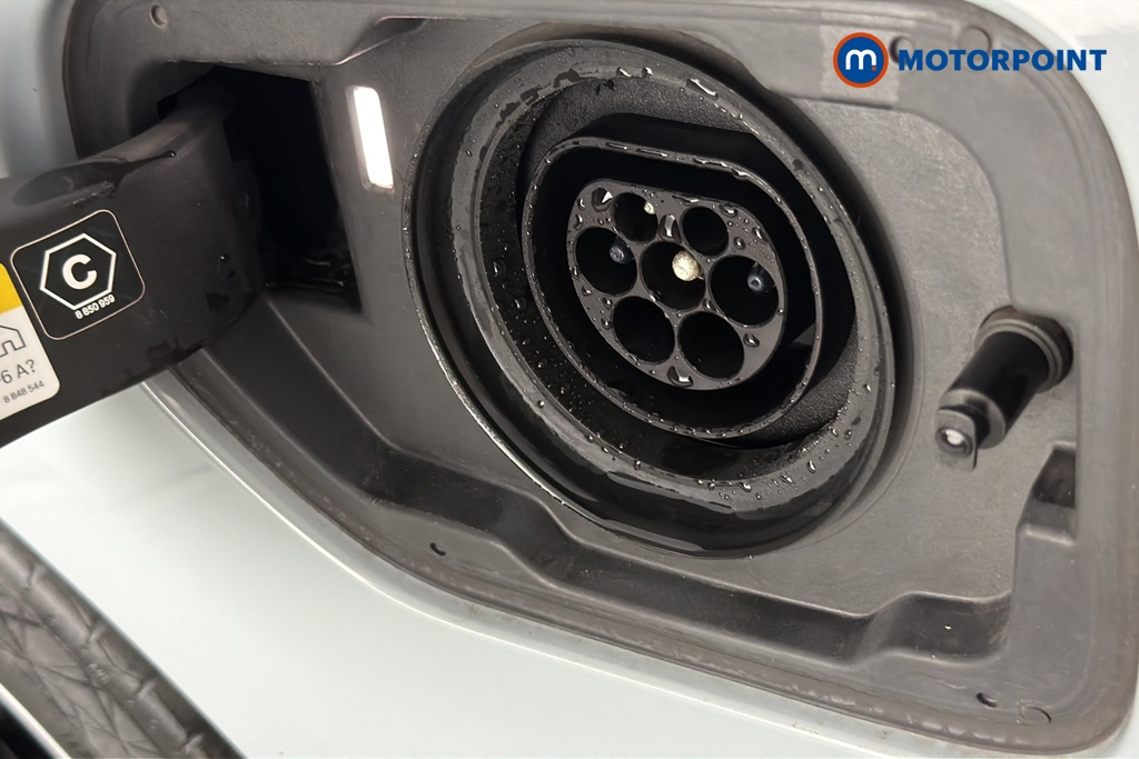 BMW 3 Series M Sport Automatic Petrol Plug-In Hybrid Saloon - Stock Number (1659687) - 40th supplementary image