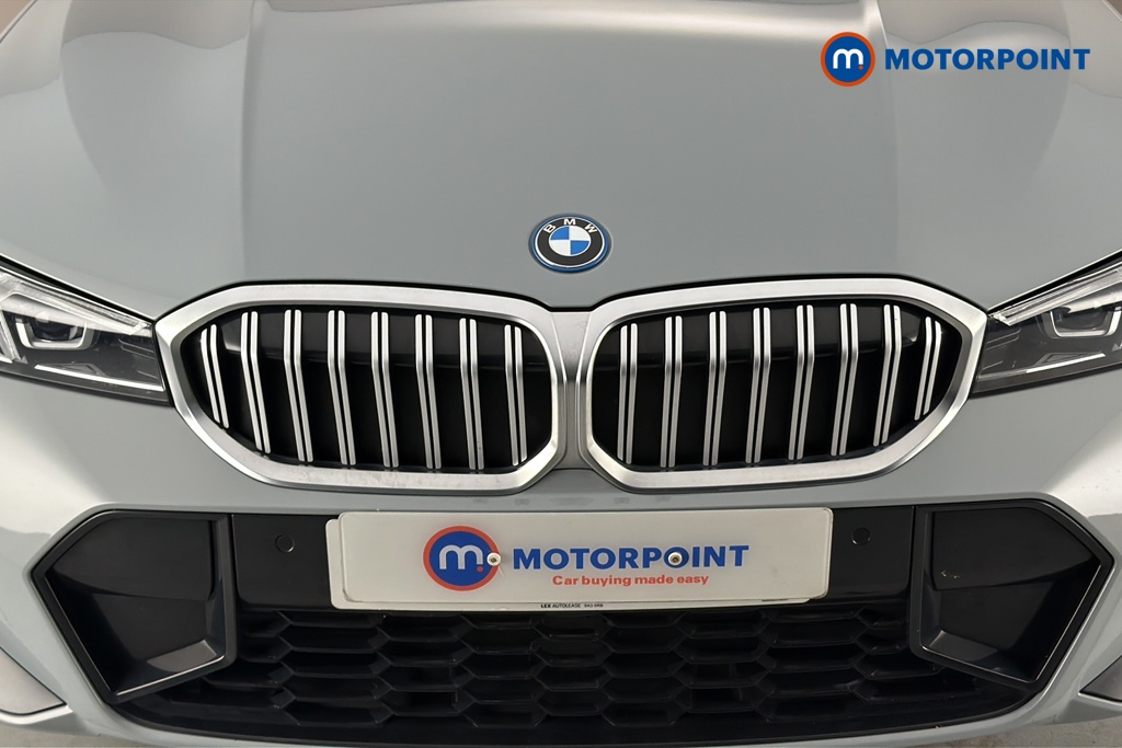 BMW 3 Series M Sport Automatic Petrol Plug-In Hybrid Saloon - Stock Number (1659687) - 43rd supplementary image