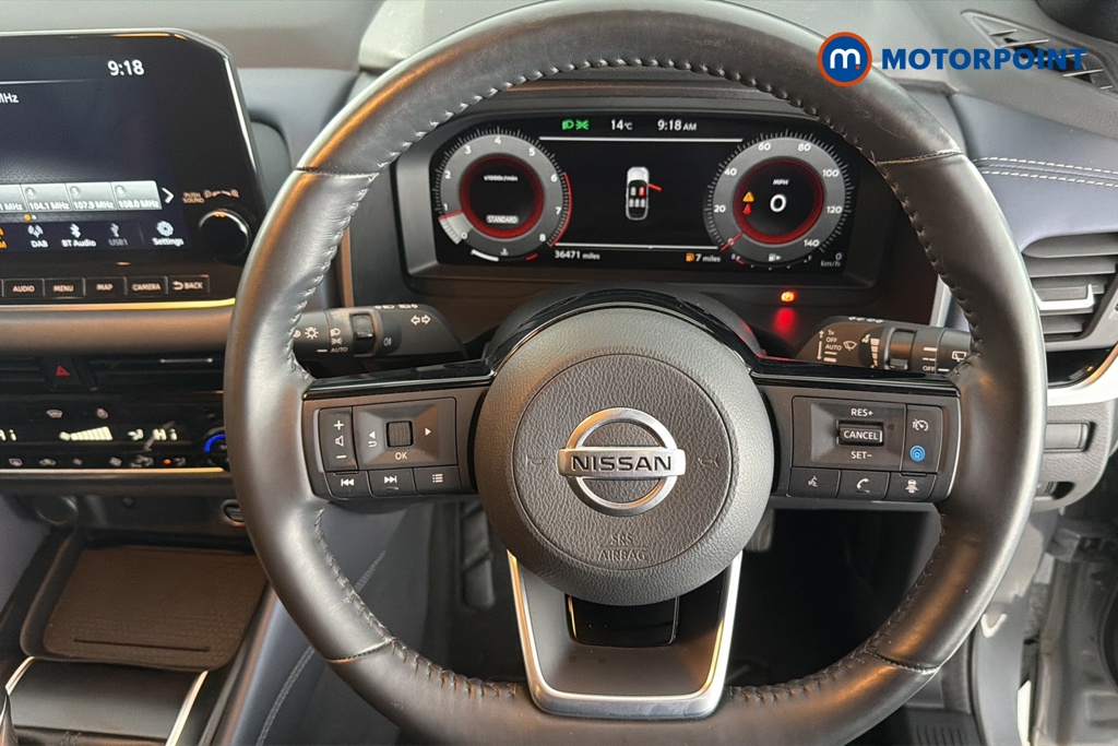 Nissan Qashqai Tekna Manual Petrol SUV - Stock Number (1660196) - 2nd supplementary image