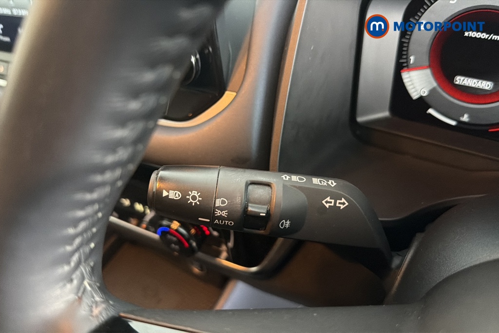 Nissan Qashqai Tekna Manual Petrol SUV - Stock Number (1660196) - 5th supplementary image