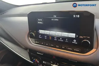 Nissan Qashqai Tekna Manual Petrol SUV - Stock Number (1660196) - 8th supplementary image