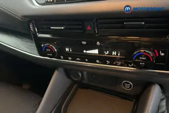 Nissan Qashqai Tekna Manual Petrol SUV - Stock Number (1660196) - 12th supplementary image