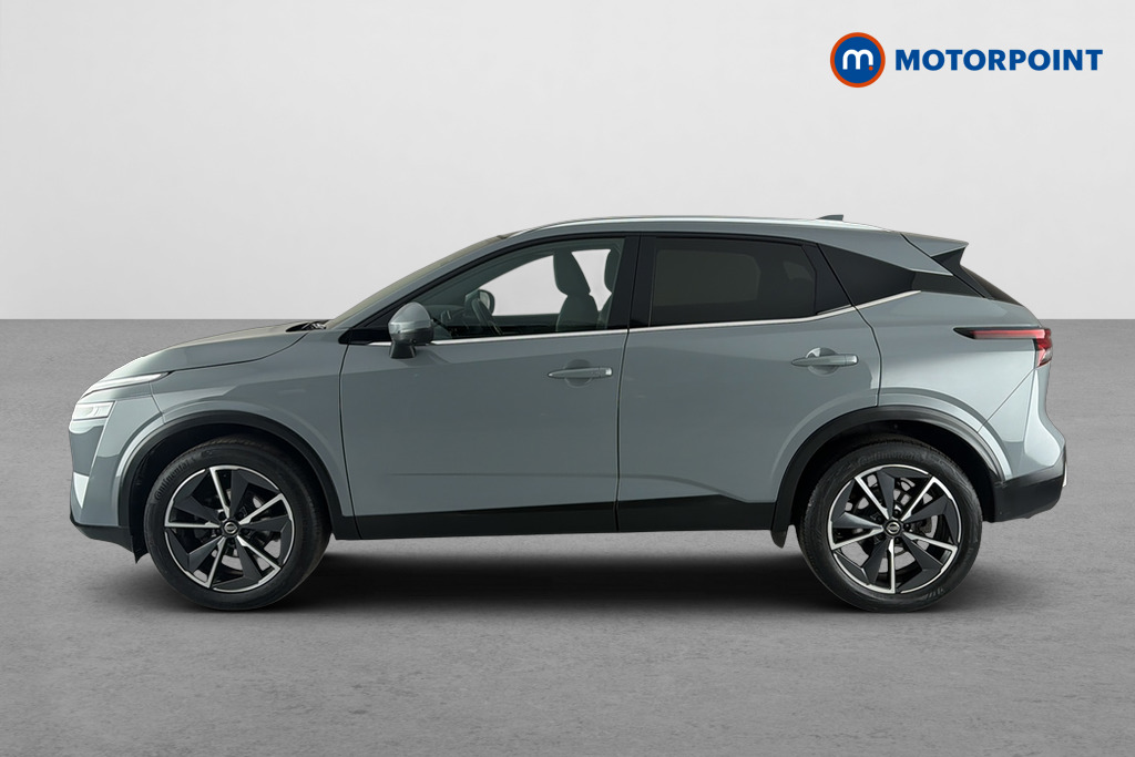 Nissan Qashqai Tekna Manual Petrol SUV - Stock Number (1660196) - Drivers side