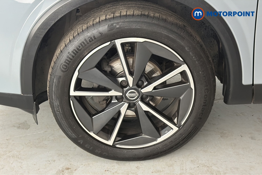 Nissan Qashqai Tekna Manual Petrol SUV - Stock Number (1660196) - 44th supplementary image
