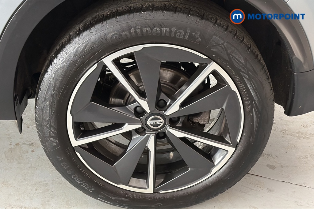 Nissan Qashqai Tekna Manual Petrol SUV - Stock Number (1660196) - 45th supplementary image