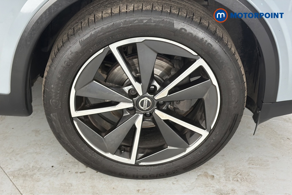 Nissan Qashqai Tekna Manual Petrol SUV - Stock Number (1660196) - 47th supplementary image