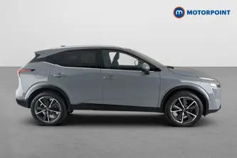 Nissan Qashqai Tekna Manual Petrol SUV - Stock Number (1660196) - Passenger side