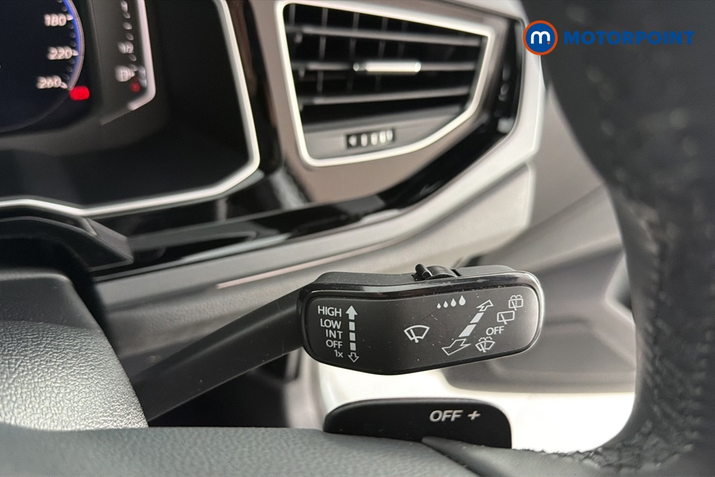 Volkswagen Taigo R-Line Automatic Petrol SUV - Stock Number (1662690) - 6th supplementary image