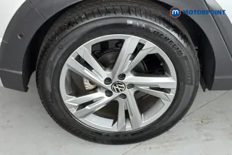 Volkswagen Taigo R-Line Automatic Petrol SUV - Stock Number (1662690) - 46th supplementary image