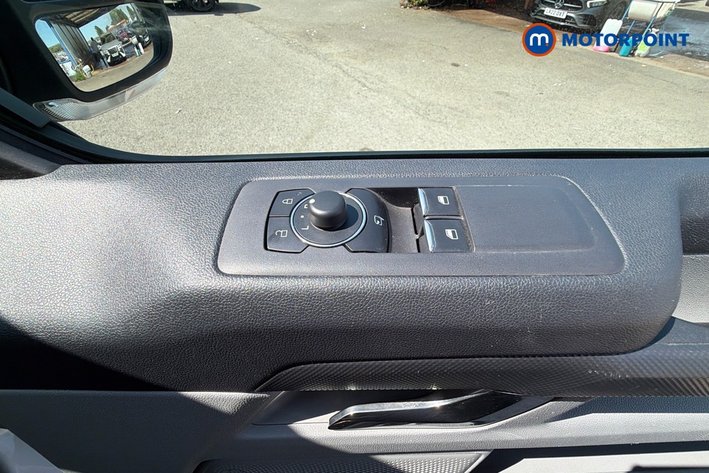 Ford Transit Custom Limited Manual Diesel Panel Van - Stock Number (1614008) - 20th supplementary image