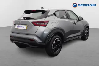 Nissan Juke N-Connecta Manual Petrol SUV - Stock Number (1642332) - Drivers side rear corner