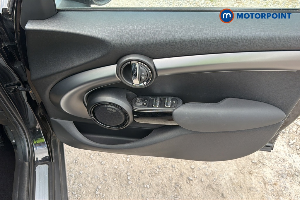 Mini Hatchback Cooper Exclusive Automatic Petrol Hatchback - Stock Number (1648777) - 18th supplementary image