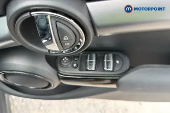 Mini Hatchback Cooper Exclusive Automatic Petrol Hatchback - Stock Number (1648777) - 19th supplementary image