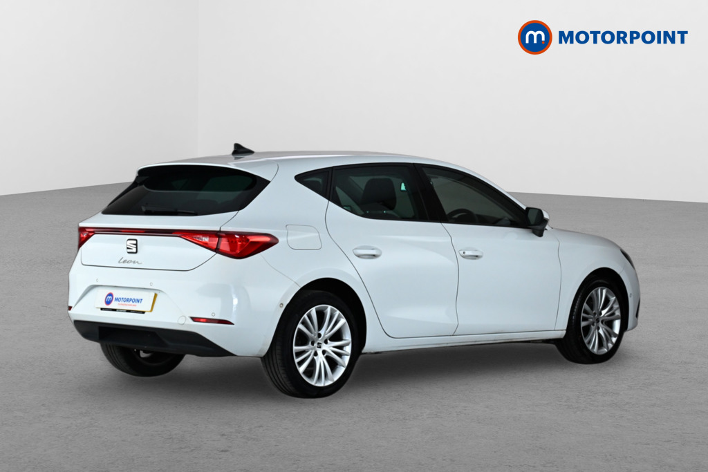 Seat Leon Se Dynamic Manual Petrol Hatchback - Stock Number (1648959) - Drivers side rear corner