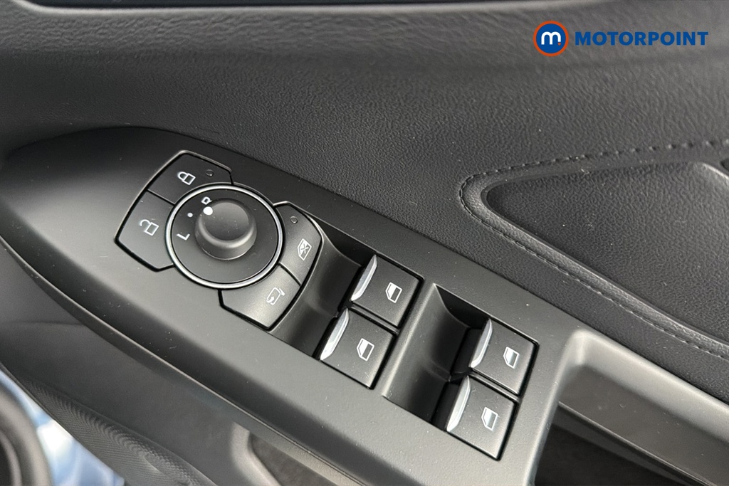 Ford Focus Active X Vignale Edition Manual Petrol Estate - Stock Number (1649275) - 19th supplementary image