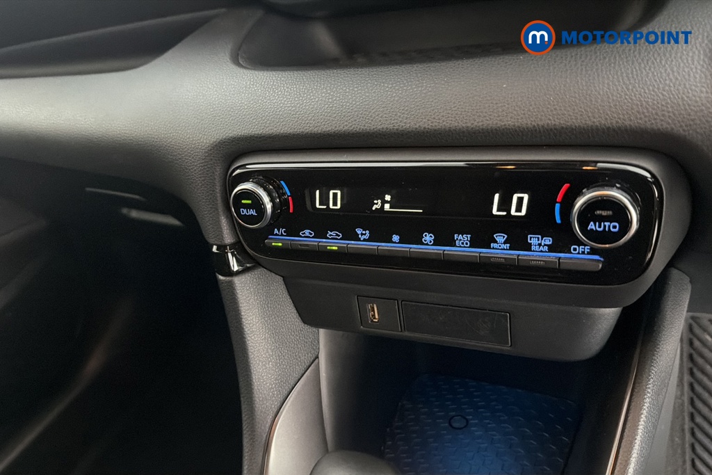 Toyota Yaris Gr Sport Automatic Petrol-Electric Hybrid Hatchback - Stock Number (1649651) - 12th supplementary image