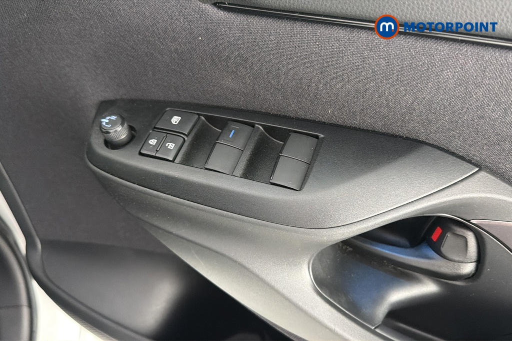 Toyota Yaris Gr Sport Automatic Petrol-Electric Hybrid Hatchback - Stock Number (1649651) - 19th supplementary image