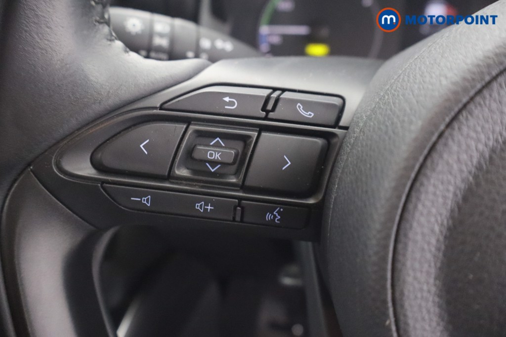 Toyota Yaris Icon Automatic Petrol-Electric Hybrid Hatchback - Stock Number (1649941) - 6th supplementary image