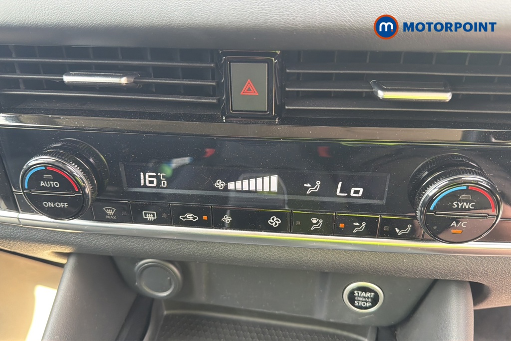 Nissan Qashqai N-Connecta Automatic Petrol SUV - Stock Number (1651677) - 12th supplementary image