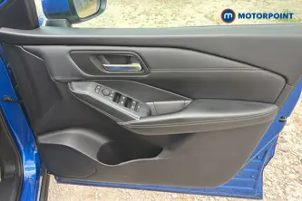 Nissan Qashqai N-Connecta Automatic Petrol SUV - Stock Number (1651677) - 18th supplementary image