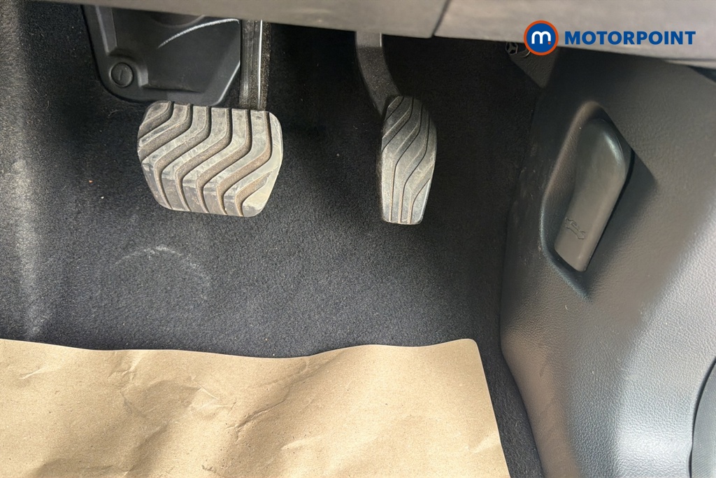 Nissan Qashqai N-Connecta Automatic Petrol SUV - Stock Number (1651677) - 24th supplementary image