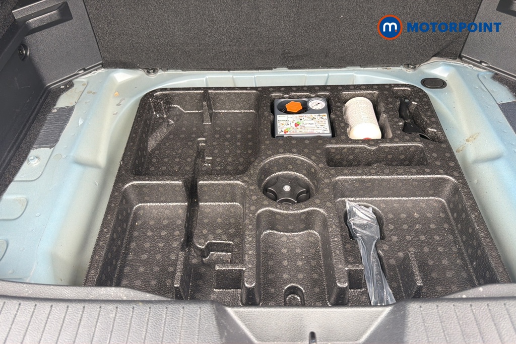 Nissan Qashqai N-Connecta Automatic Petrol SUV - Stock Number (1651677) - 33rd supplementary image
