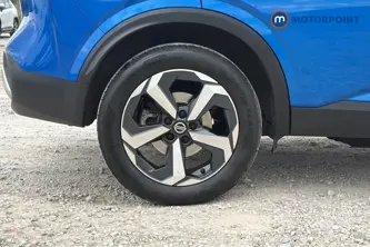 Nissan Qashqai N-Connecta Automatic Petrol SUV - Stock Number (1651677) - 46th supplementary image