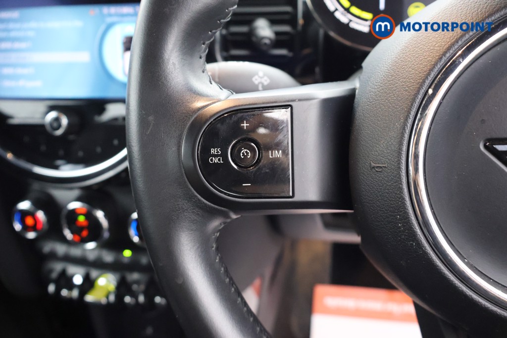 Mini Hatchback Cooper S Level 2 Automatic Electric Hatchback - Stock Number (1652974) - 3rd supplementary image