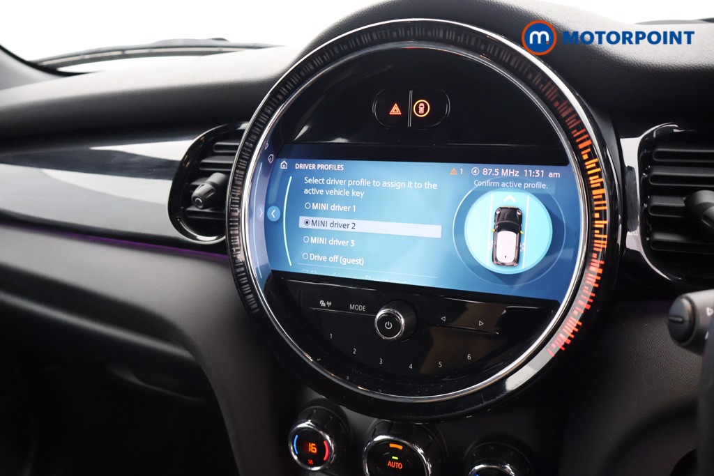 Mini Hatchback Cooper S Level 2 Automatic Electric Hatchback - Stock Number (1652974) - 5th supplementary image