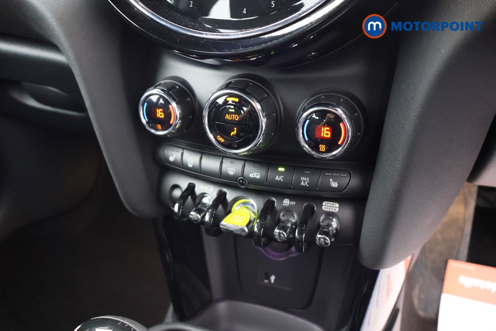 Mini Hatchback Cooper S Level 2 Automatic Electric Hatchback - Stock Number (1652974) - 6th supplementary image