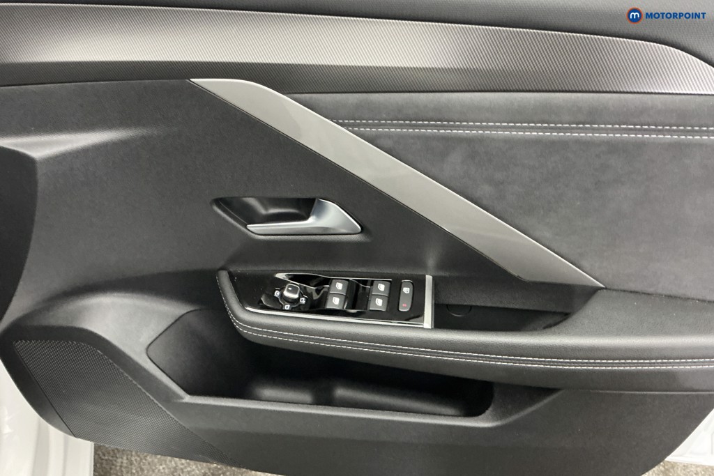Vauxhall Astra GSE Automatic Petrol Plug-In Hybrid Hatchback - Stock Number (1653389) - 23rd supplementary image