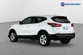 Nissan Qashqai Acenta Premium Manual Diesel SUV - Stock Number (1653531) - Passenger side rear corner
