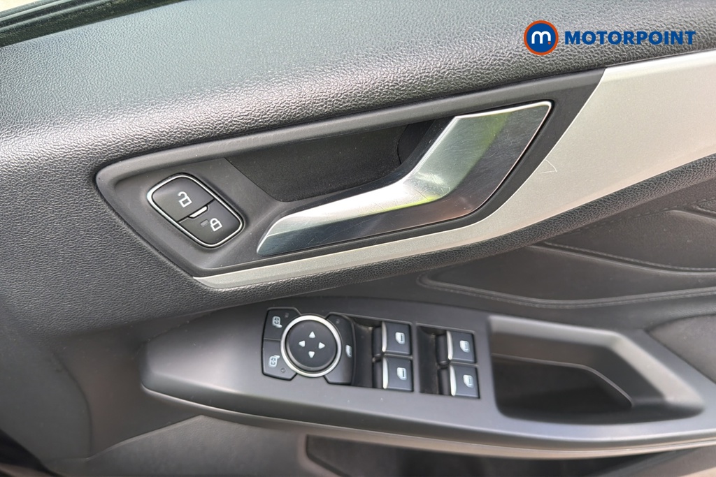 Ford Focus Zetec Manual Petrol Hatchback - Stock Number (1653609) - 19th supplementary image