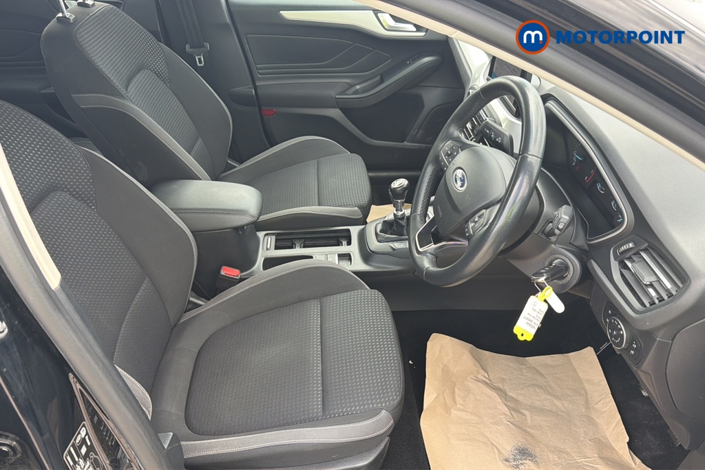Ford Focus Zetec Manual Petrol Hatchback - Stock Number (1653609) - 22nd supplementary image