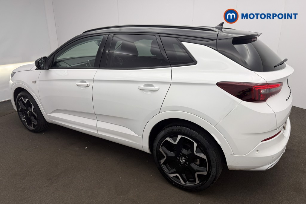 Vauxhall Grandland Ultimate Manual Petrol SUV - Stock Number (1653955) - 8th supplementary image