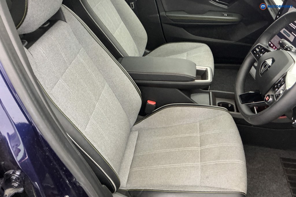 Renault Megane E-Tech Techno Automatic Electric Hatchback - Stock Number (1654067) - 5th supplementary image