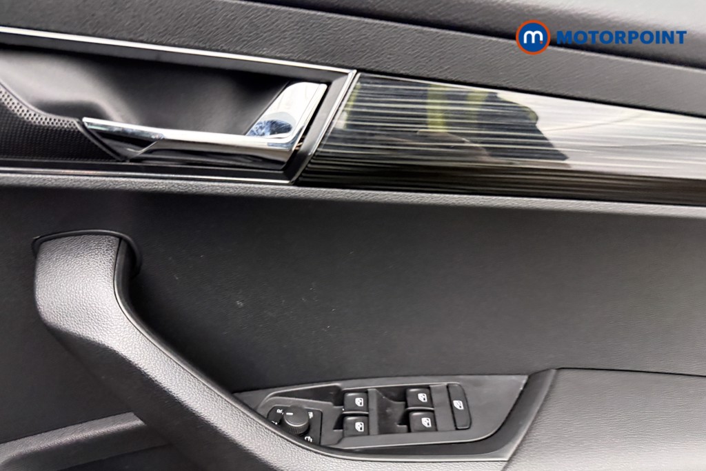 Skoda Karoq Se L Automatic Petrol SUV - Stock Number (1655663) - 21st supplementary image