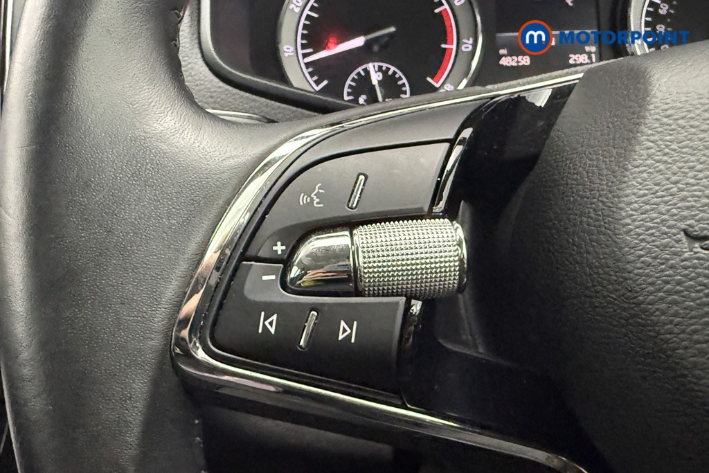 Skoda Karoq Se L Automatic Petrol SUV - Stock Number (1655663) - 39th supplementary image