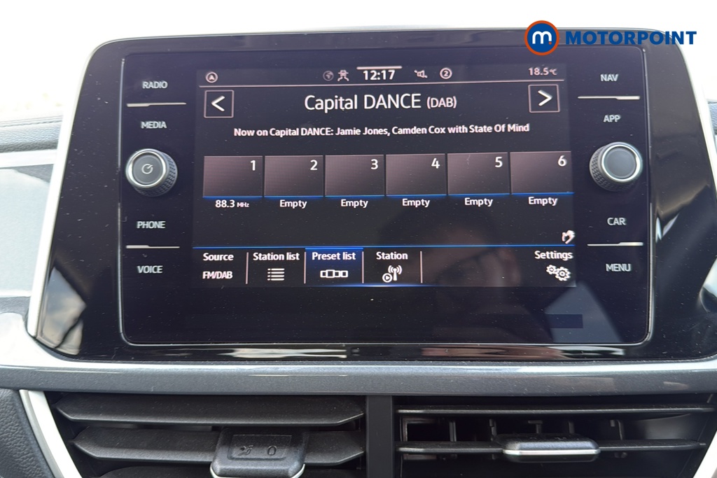 Volkswagen T-Roc Style Automatic Petrol SUV - Stock Number (1656018) - 8th supplementary image