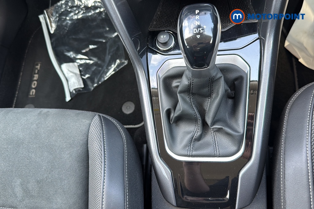 Volkswagen T-Roc Style Automatic Petrol SUV - Stock Number (1656018) - 15th supplementary image
