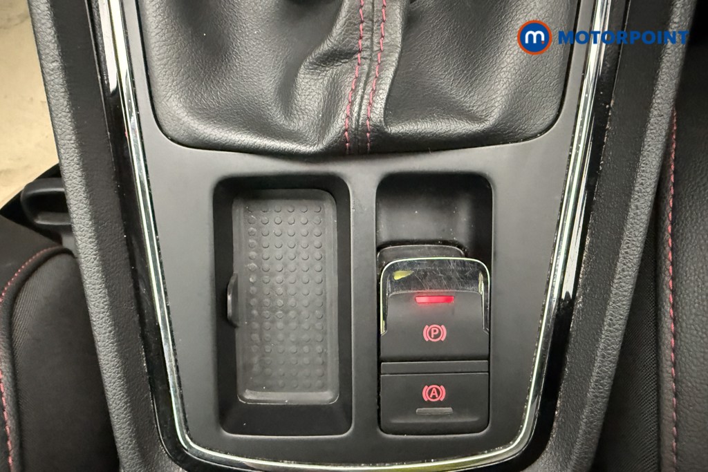 Seat Leon FR Manual Petrol Hatchback - Stock Number (1656536) - 9th supplementary image